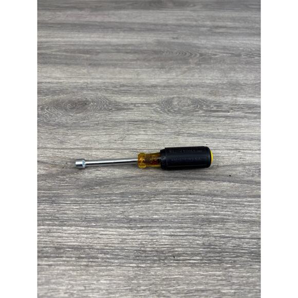Klein Tools 630-5/16 5/16-Inch Nut Driver 3-Inch Shaft Cushion Grip - Picture 1 of 7